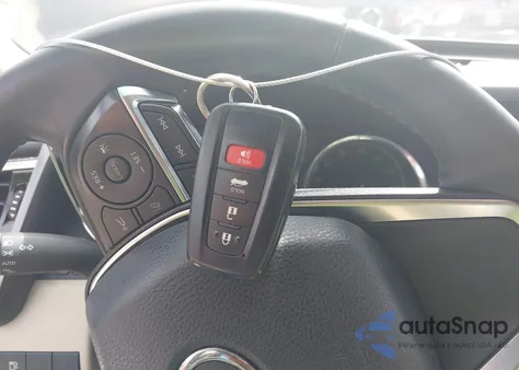 2018 Toyota Camry Xle из США, поврежденный, VIN 4T1B11HK2JU009631